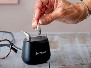 Precio de audífonos en Galicia: Guía completa de costes y servicios en OE+